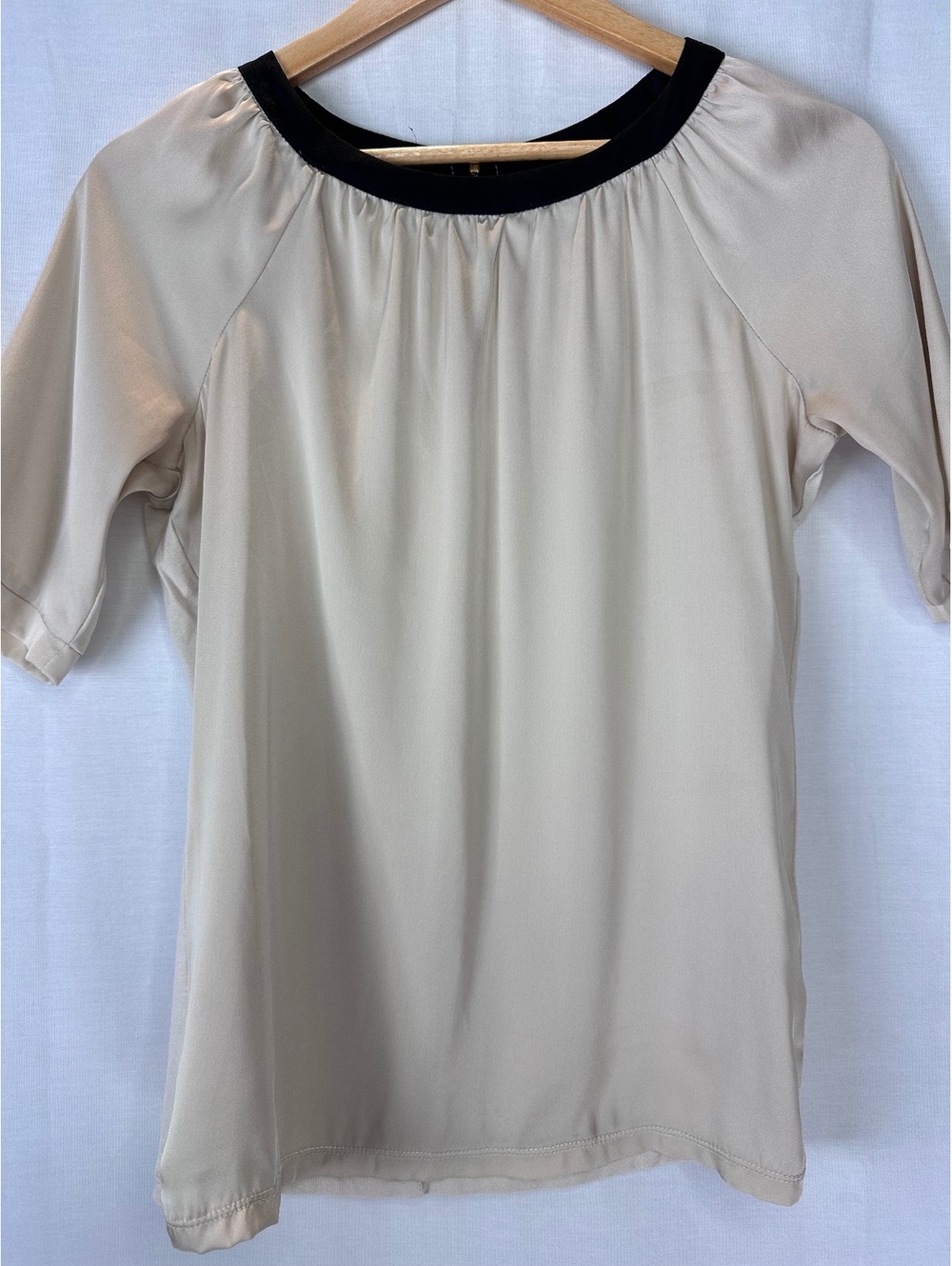 The Limited Small Ivory Black Contrast Neck 3/4 Sleeve Blouse